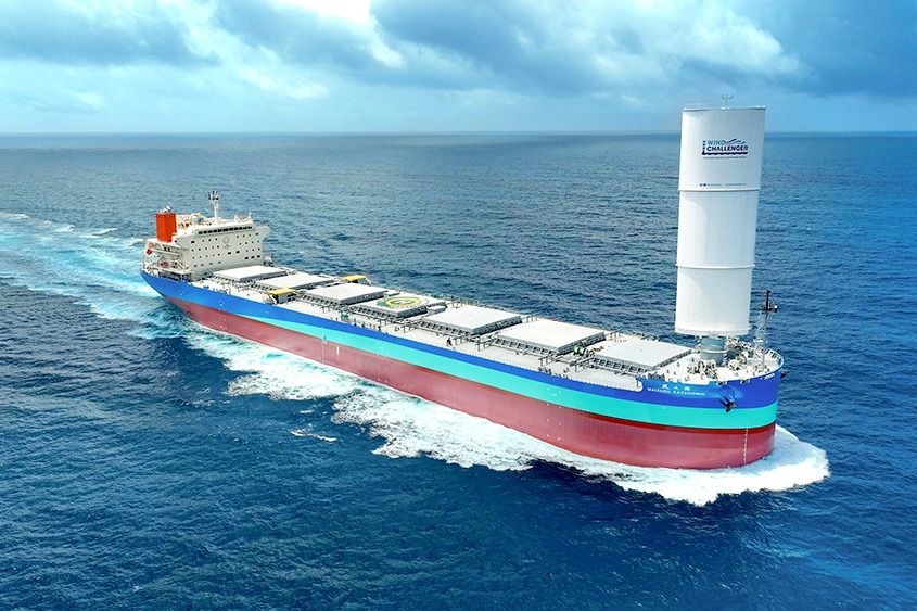 Mitsui delivers new Wind Challenger-equipped coal carrier to Kansai Electric Power